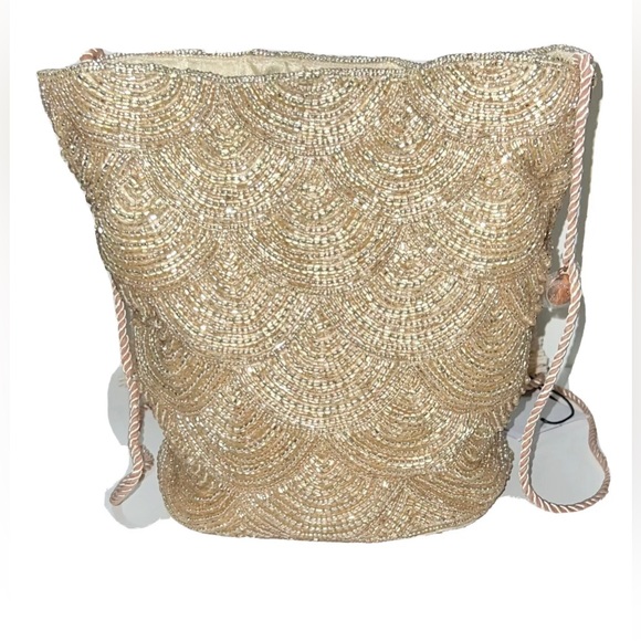NWT From St. Xavier Nevada Drawstring Bag In Champagne MSRP $140 - Picture 2 of 5